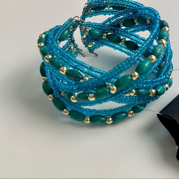 NWT Turquoise Blue Beaded Charles Klein Cuff Bracelet with Gold Bead Accents - Picture 6 of 7